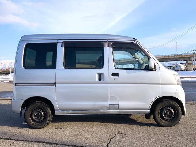 ダイハツ ハイゼットカーゴ   新潟県の詳細画像 その4