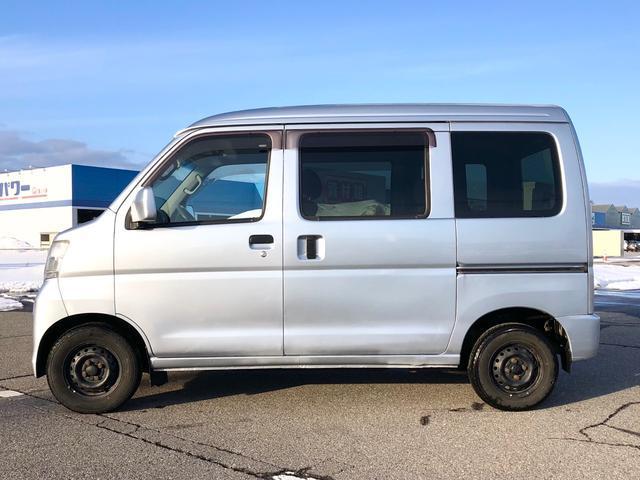 ダイハツ ハイゼットカーゴ   新潟県の詳細画像 その5