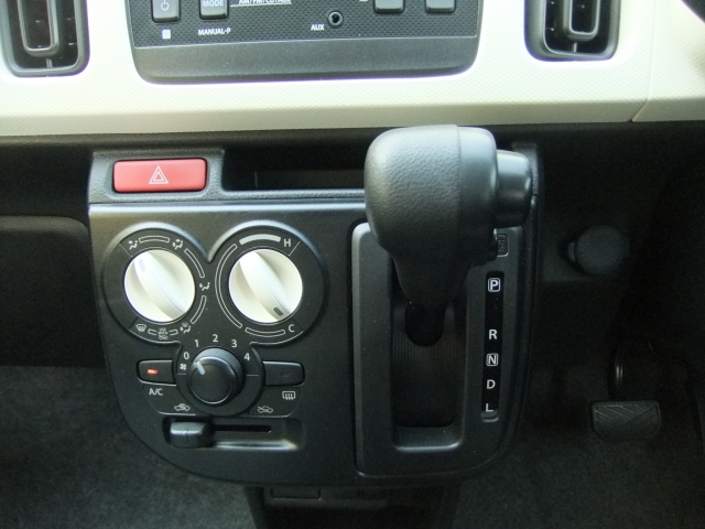 スズキ アルト 660 L  福岡県の詳細画像 その9