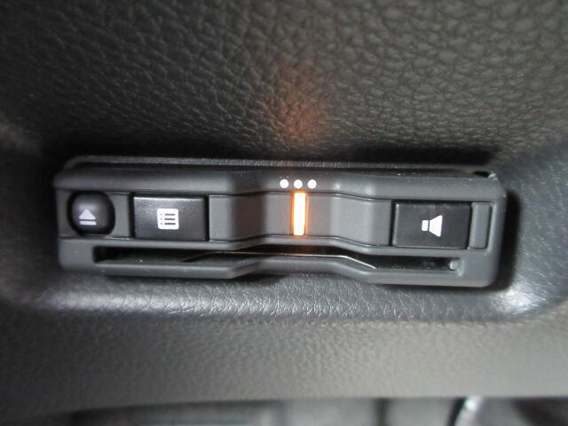 ホンダ&nbsp;フィット&nbsp;1.5 e:HEV ベーシック 4WD&nbsp;&nbsp;宮城県の詳細画像&nbsp;その4