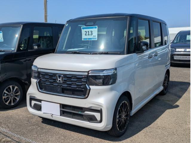 ホンダ N-BOX   愛媛県