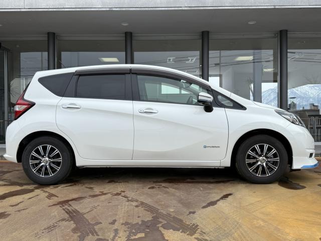 日産 ノート 1.2 e-POWER X  新潟県の詳細画像 その4