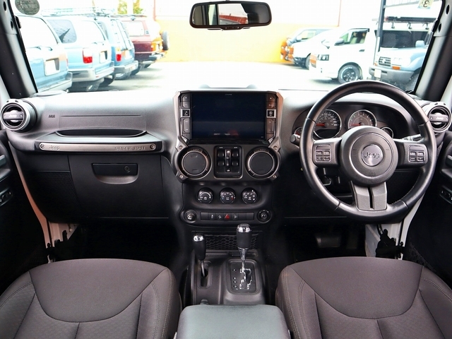 ジープ ラングラー   神奈川県の詳細画像 その3