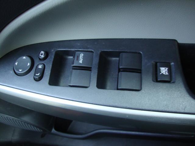 マツダ デミオ 1.3 13C  愛媛県の詳細画像 その8