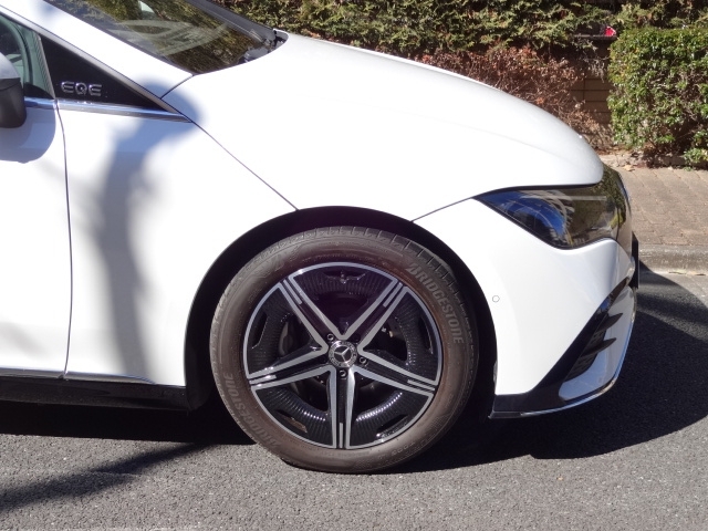 メルセデス・ベンツ EQE   東京都の詳細画像 その9