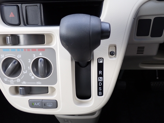 ダイハツ ムーヴ   福岡県の詳細画像 その9