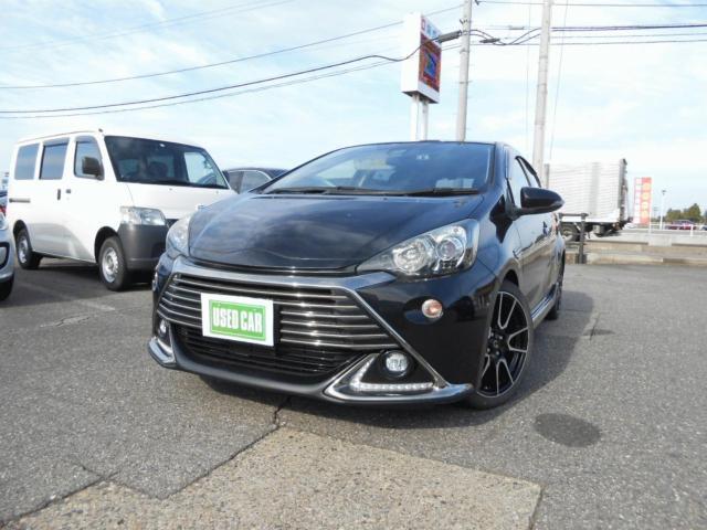 トヨタアクア 中古車画像