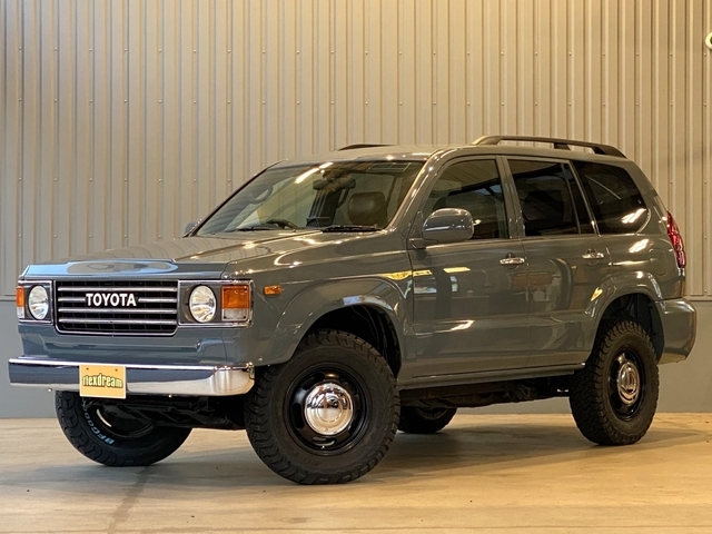 トヨタ ランドクルーザープラド   東京都
