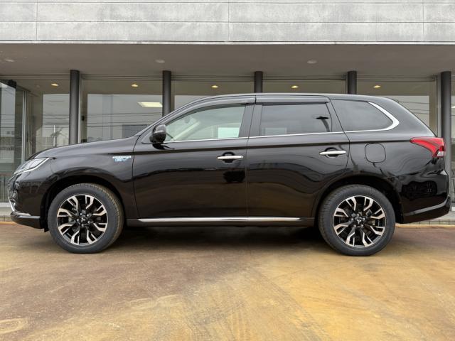 三菱 アウトランダーPHEV   新潟県の詳細画像 その5