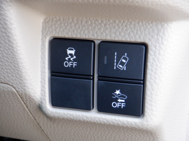 ホンダ&nbsp;N-BOX&nbsp;660 G L ホンダセンシング&nbsp;&nbsp;兵庫県の詳細画像&nbsp;その7