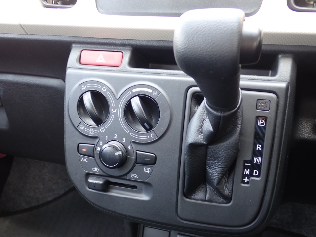 スズキ アルト 660 F  兵庫県の詳細画像 その6