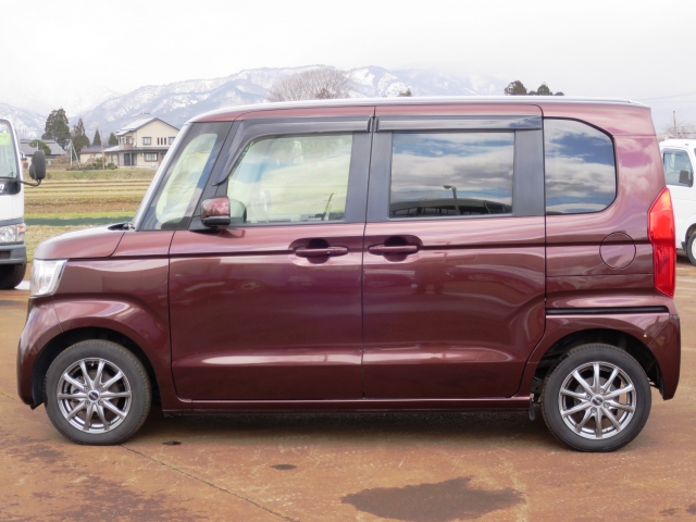 ホンダ N-BOX   山形県の詳細画像 その5