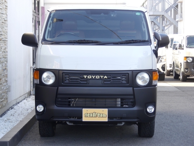 トヨタ ハイエースバン   群馬県の詳細画像 その8