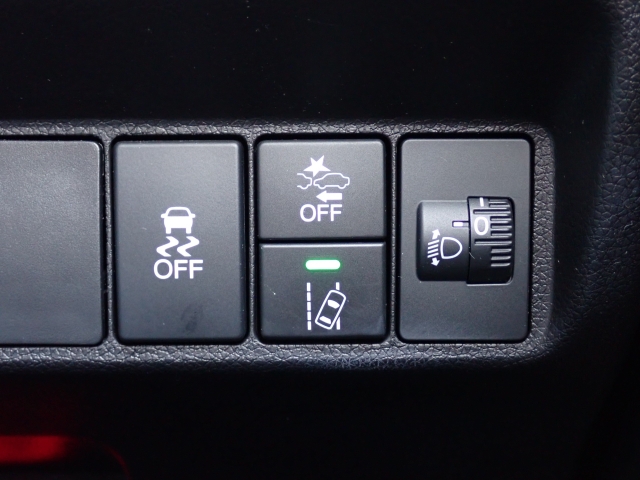 ホンダ シャトル   兵庫県の詳細画像 その9