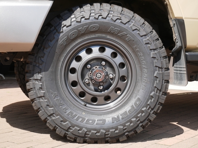 トヨタ ランドクルーザー70   宮城県の詳細画像 その8