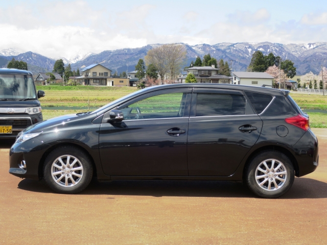 トヨタ オーリス   山形県の詳細画像 その5