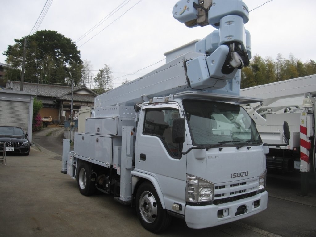 いすゞ エルフ   神奈川県