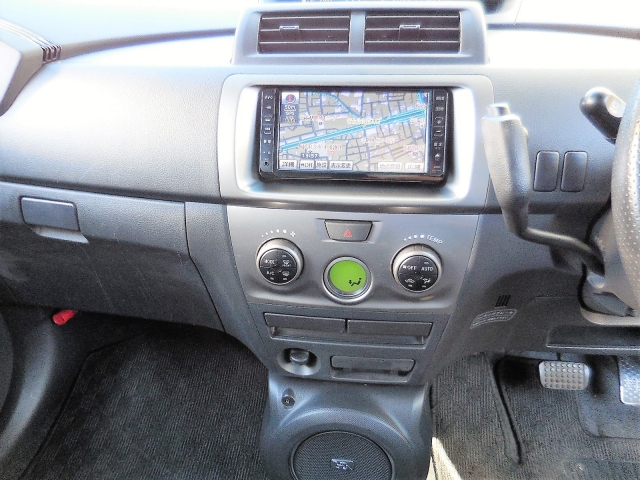 トヨタ bB 1.5 Z エアロパッケージ  東京都の詳細画像 その3