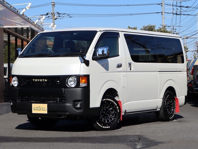 トヨタ ハイエースバン   神奈川県