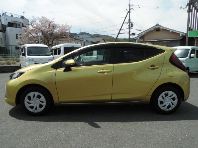 トヨタ アクア 1.5 G  京都府の詳細画像 その8