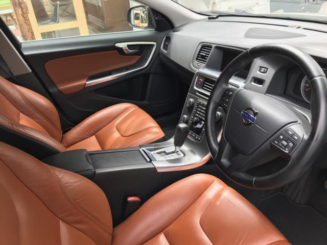 ボルボ V60   新潟県の詳細画像 その3