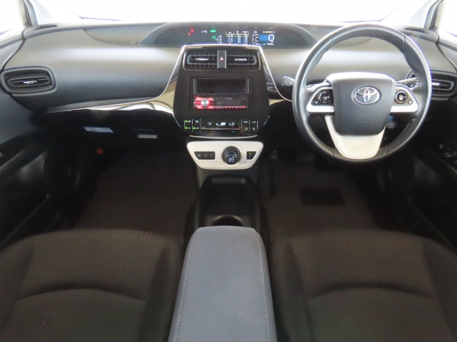 トヨタ プリウス 1.8 S  千葉県の詳細画像 その2