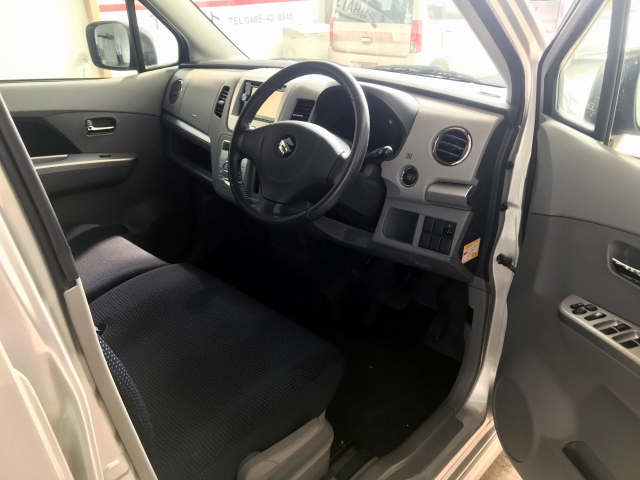 スズキ ワゴンR   神奈川県の詳細画像 その9