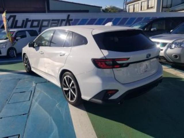 スバル レヴォーグ   新潟県の詳細画像 その2