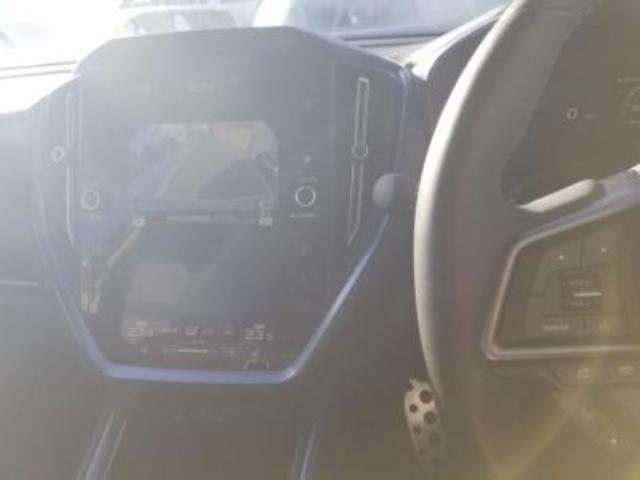 スバル レヴォーグ   新潟県の詳細画像 その5