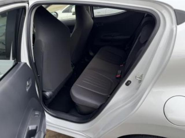 トヨタ アクア 1.5 X  新潟県の詳細画像 その4