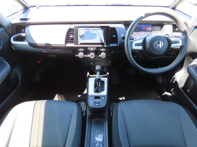 ホンダ フィット 1.3 ベーシック  千葉県の詳細画像 その2