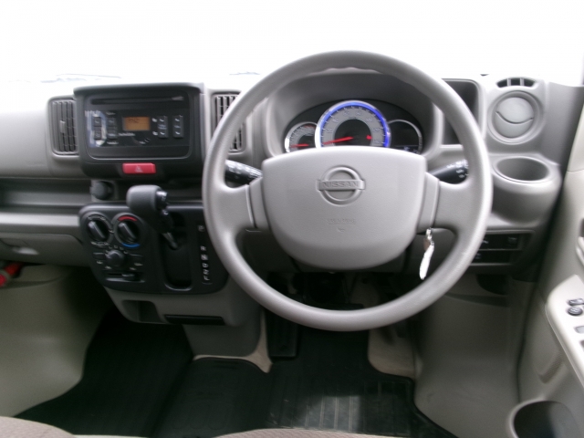 日産 NV100クリッパー   長野県の詳細画像 その2