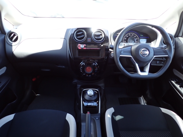 日産 ノート 1.2 e-POWER B  兵庫県の詳細画像 その2