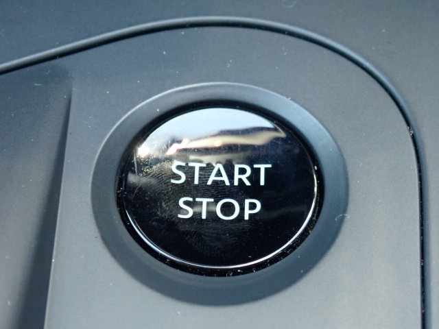 日産 ノート 1.2 S  福岡県の詳細画像 その8