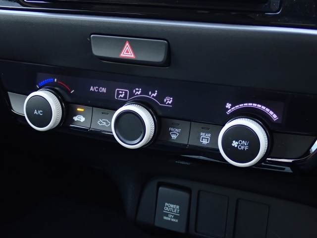 ホンダ&nbsp;フィット&nbsp;1.3 ベーシック&nbsp;&nbsp;兵庫県の詳細画像&nbsp;その7