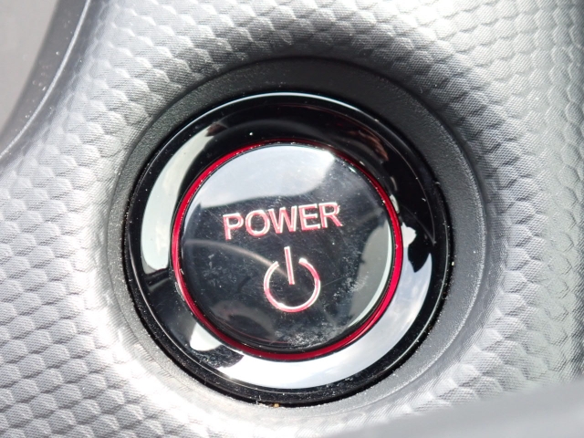 ホンダ フィット 1.3 ベーシック  福岡県の詳細画像 その9