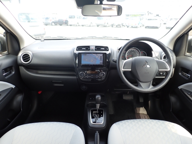 三菱 ミラージュ 1.2 M  兵庫県の詳細画像 その2