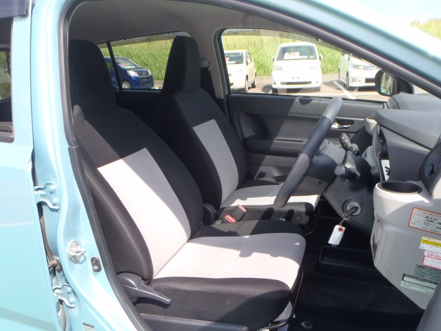 ダイハツ ミライース   福島県の詳細画像 その9