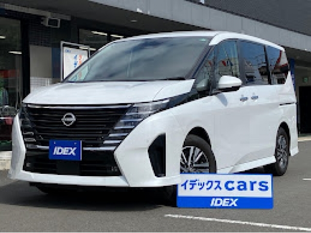 日産 セレナ   長崎県