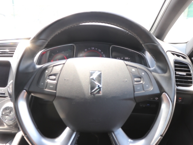 シトロエン DS5   神奈川県の詳細画像 その2