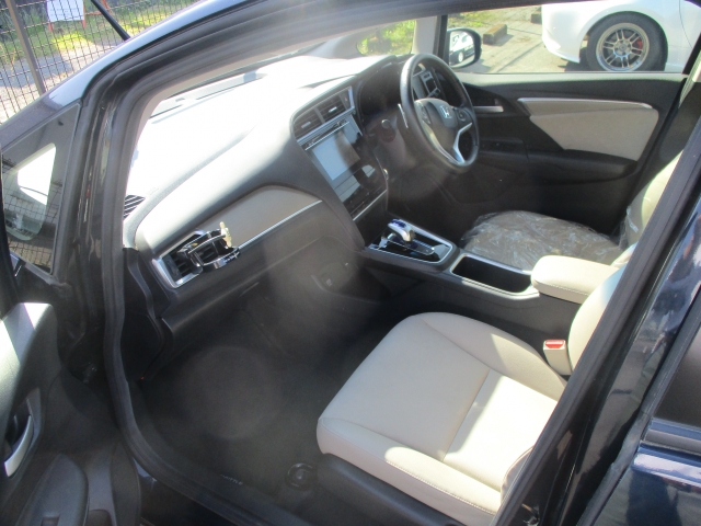 ホンダ シャトル   神奈川県の詳細画像 その2