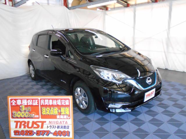 日産ノート 中古車画像