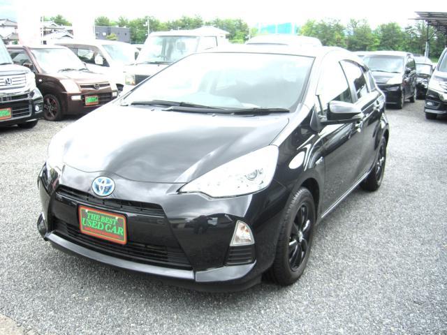 トヨタアクア 中古車画像