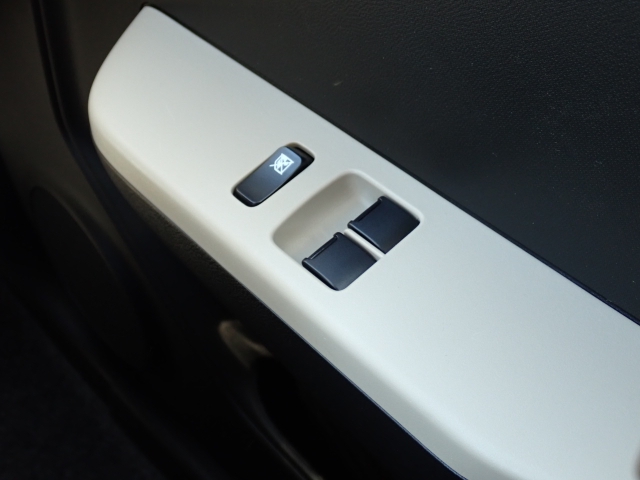 スズキ アルト 660 F  福岡県の詳細画像 その5