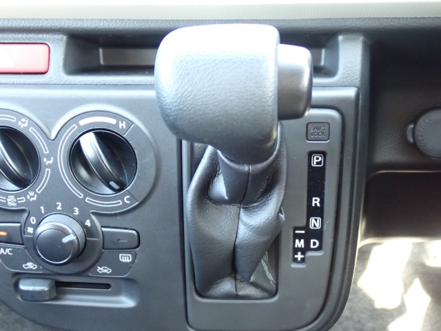 スズキ アルト 660 F  福岡県の詳細画像 その9