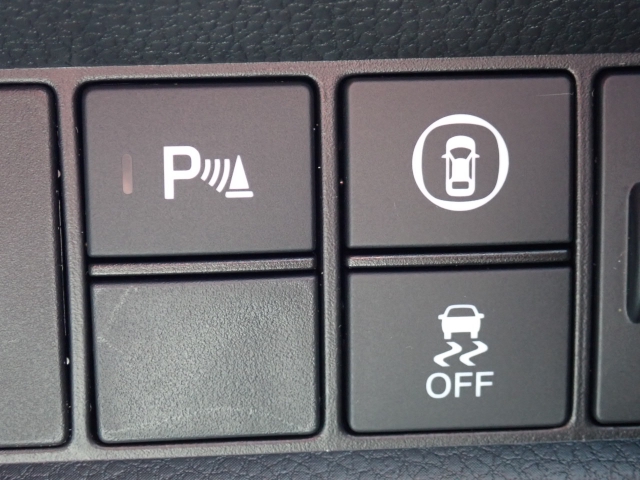 ホンダ&nbsp;フィット&nbsp;1.3 ベーシック&nbsp;&nbsp;福岡県の詳細画像&nbsp;その9