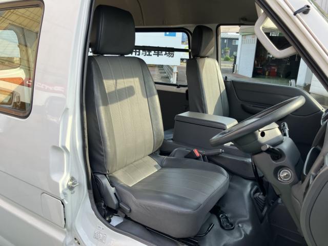 マツダ ボンゴバン 1.8 DX 低床  新潟県の詳細画像 その9