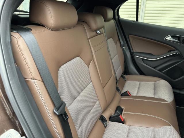 メルセデス・ベンツ GLAクラス   新潟県の詳細画像 その9