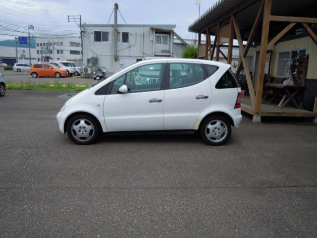 メルセデス・ベンツ Aクラス A160  新潟県の詳細画像 その2