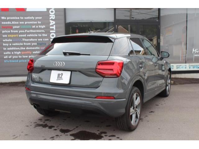 アウディ Q2 ハッシュタグ ブラック スタイリング  香川県の詳細画像 その3